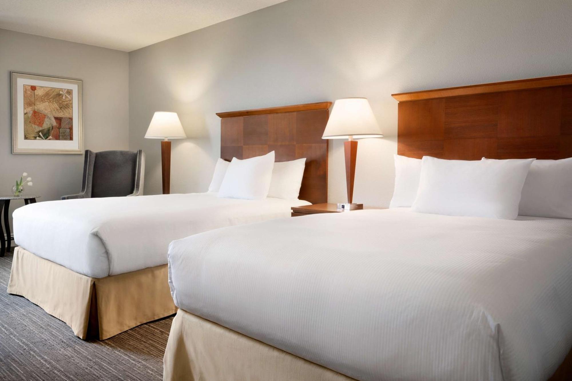 ดับเบิลทรี บาย ฮิลตัน มินีแอโพลิส พาร์ค เพลซ Hotel เซนต์หลุยส์พาร์ค ภายนอก รูปภาพ