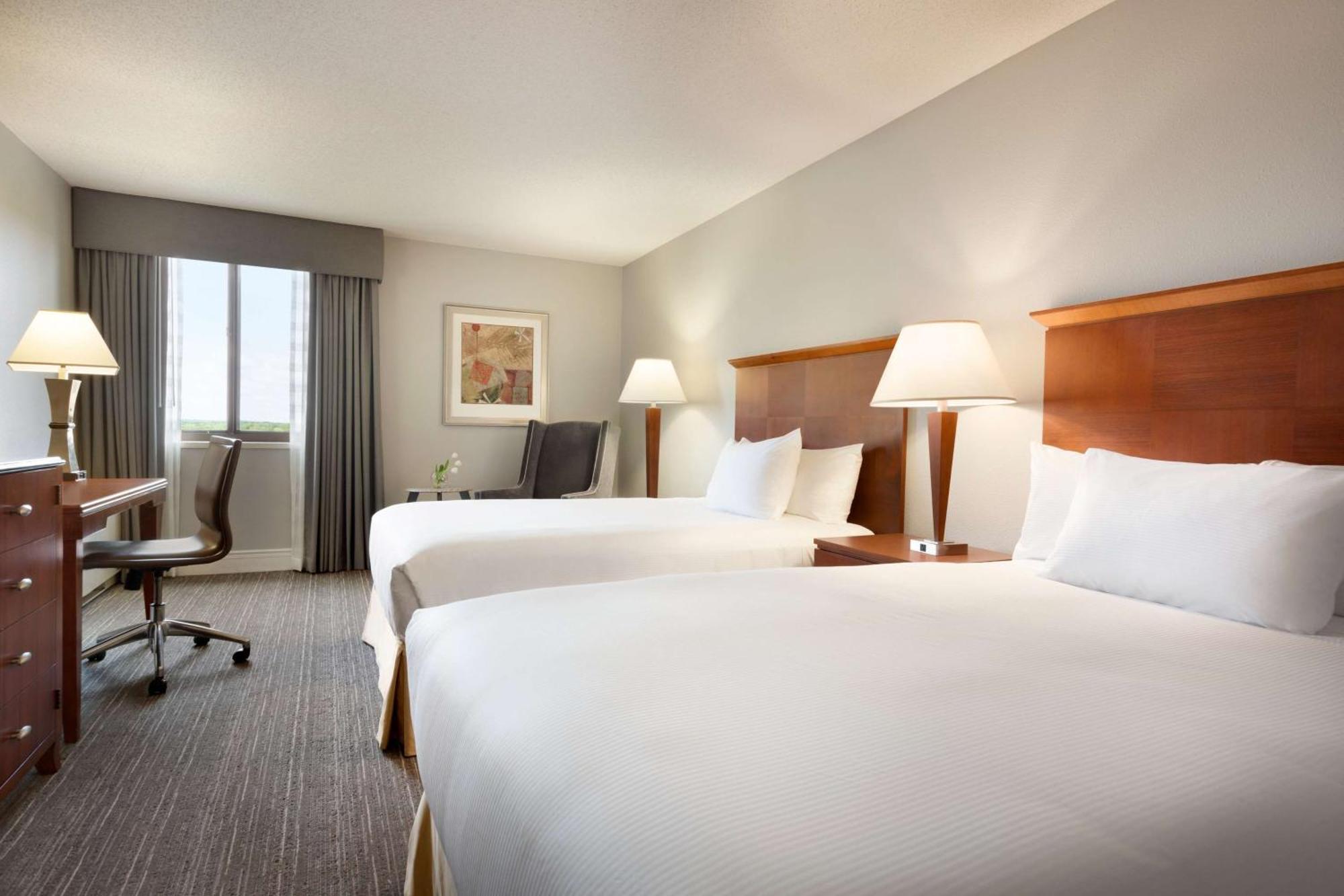 ดับเบิลทรี บาย ฮิลตัน มินีแอโพลิส พาร์ค เพลซ Hotel เซนต์หลุยส์พาร์ค ภายนอก รูปภาพ